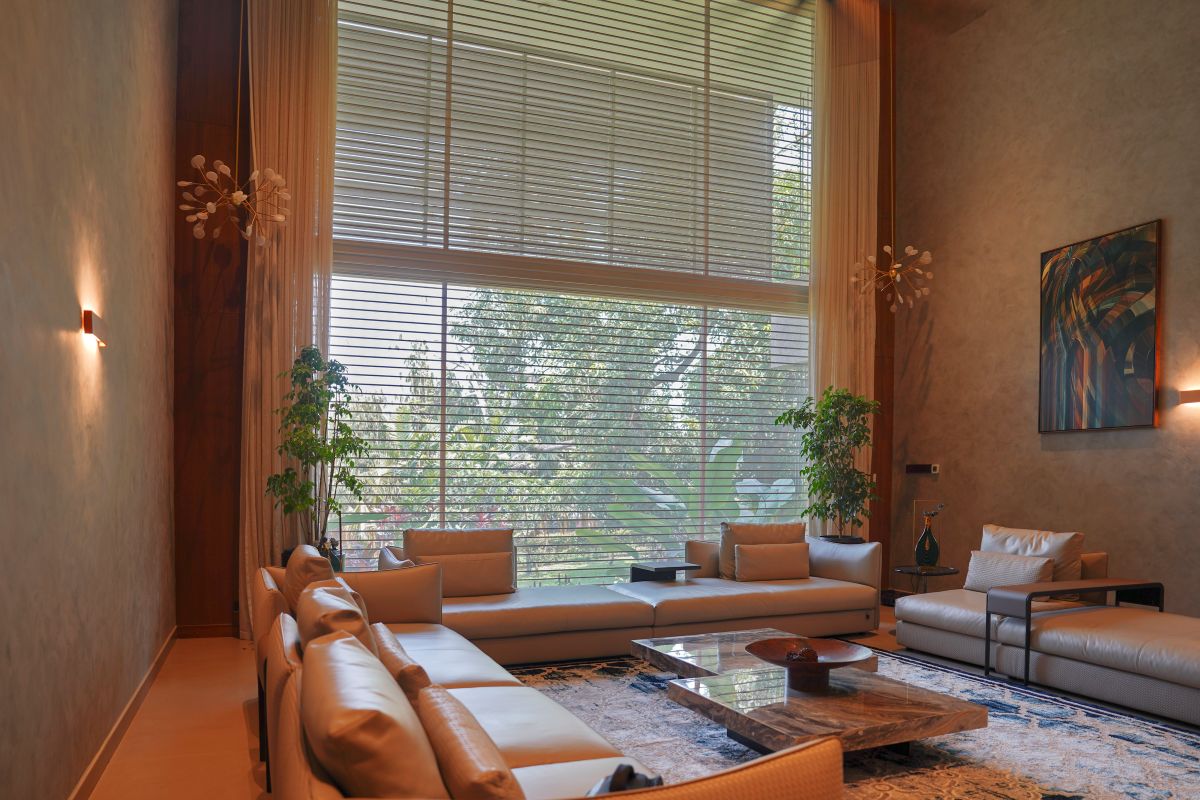 How Automatic Shutters Improve Business Security - Glide Master automatic shutters and gates
