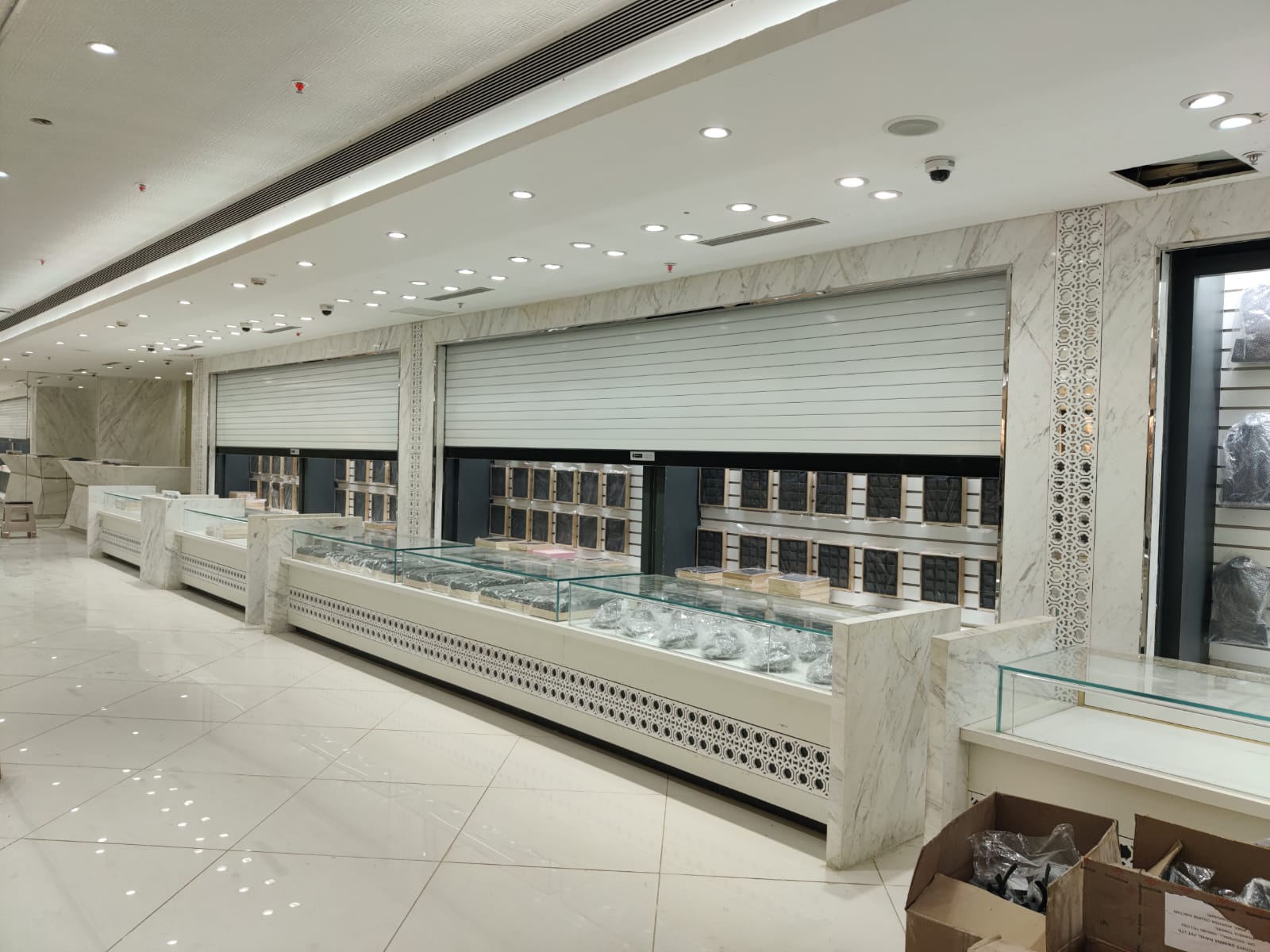 Choosing the Right Automation Solution for Your Property - Glide Master automatic shutters and gates