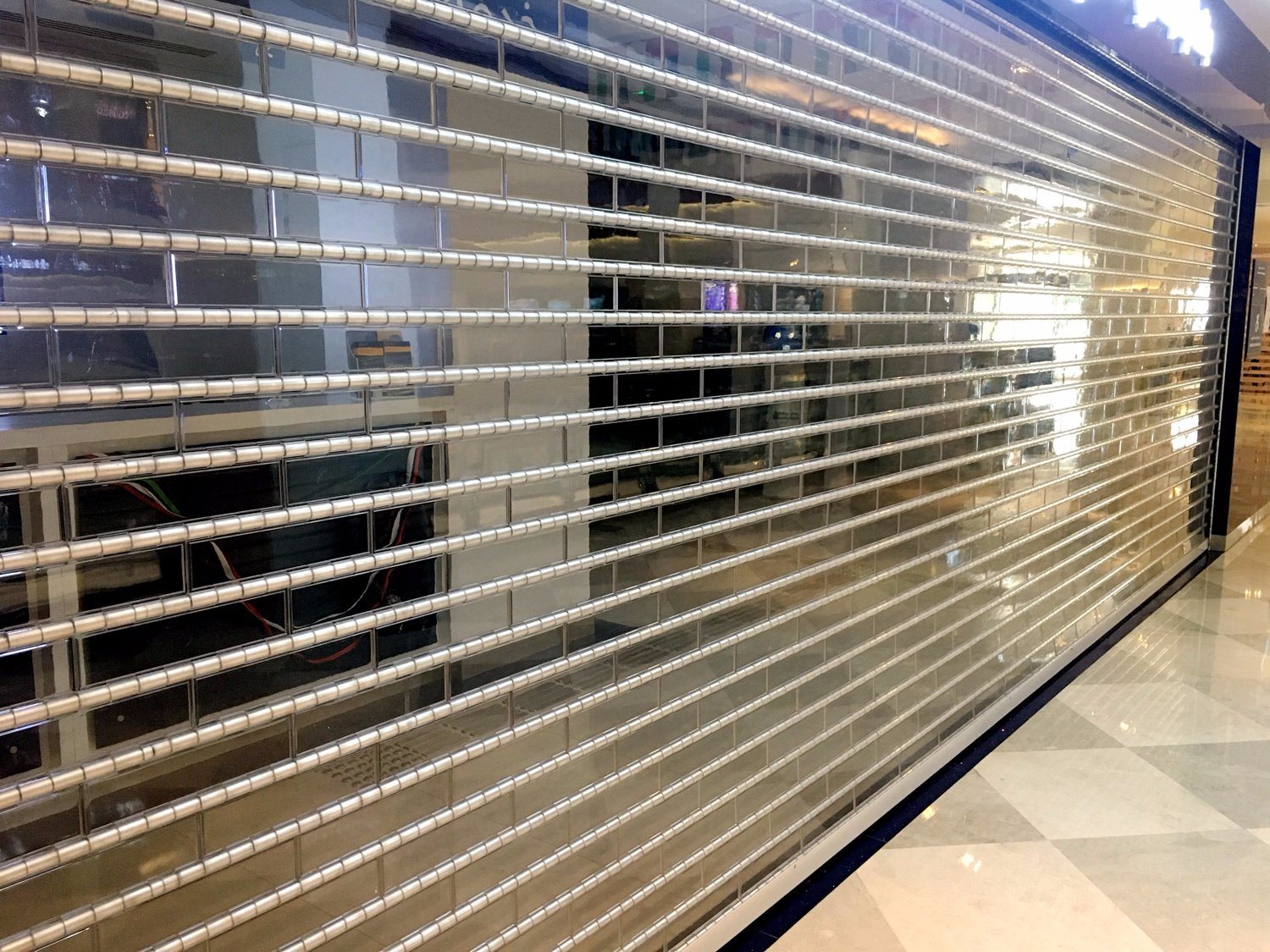 Everything You Need To Know About Polycarbonate Rolling Shutters 